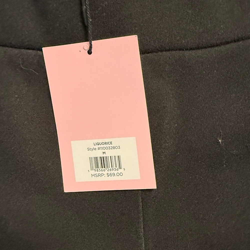 NWT Juicy Couture "Liquorice" Black High-Waisted Shorts - Size Medium - Picture 5 of 8